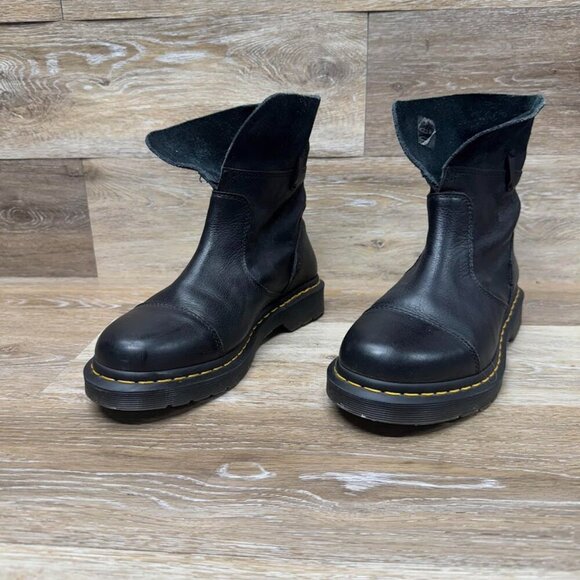 Dr. Martens Kristy Soft Black leather Slouch Boots Women's Size 6 missing strap - Picture 1 of 6
